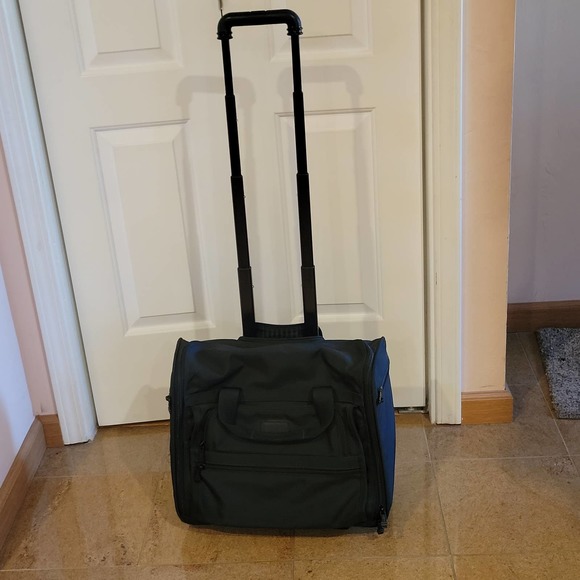 Tumi Black Rolling Travel Bag - Picture 1 of 14